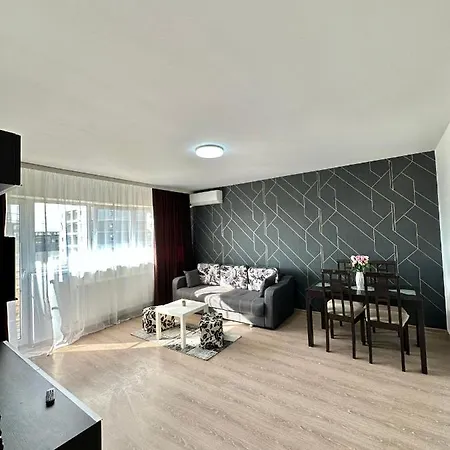 Smarald Apartment