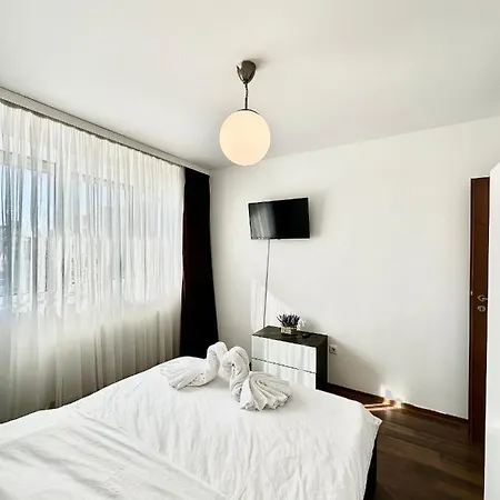 Smarald Apartment